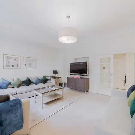 Estatesmen Mayfair Apartment